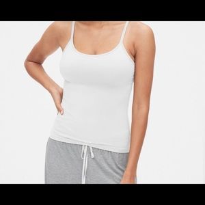 🎁NWT GAP tank top, XS